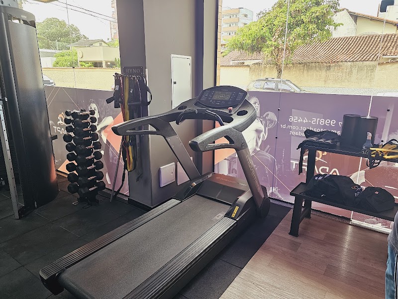 Adapt - Treinamento Físico | Reabilitação | Pilates - Jardim Camburi - Academia em Jardim Camburi, Vitória/ES - Foto 4
