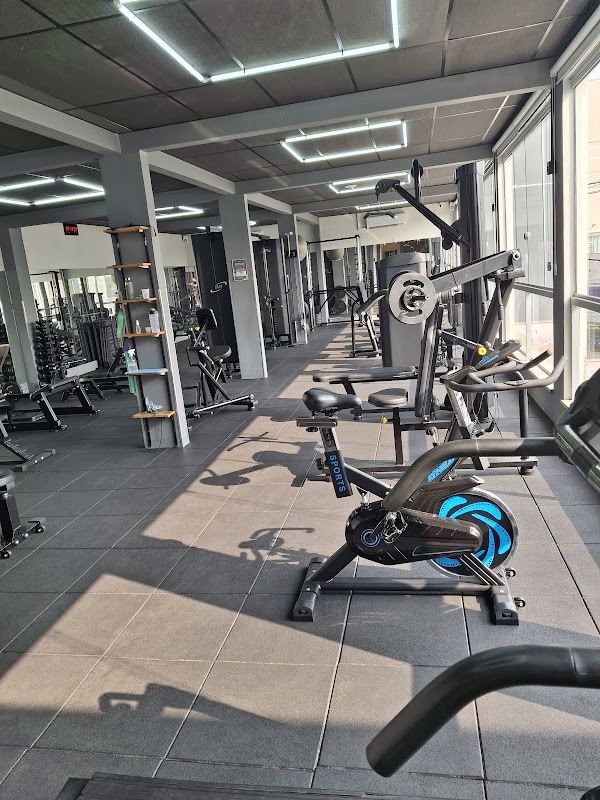 Lion Academia - Academia em Jardim Camburi, Vitória/ES - Foto 4