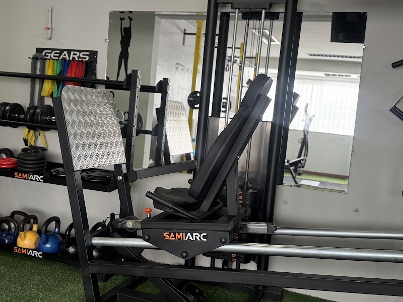 Studio Fit Trainer - Academia em Jardim Camburi, Vitória/ES - Foto 3