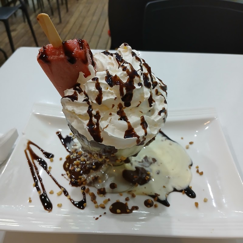 Fioretto Sorveteria - Açaiteria e Sorveteria em Jardim Camburi, Vitória/ES - Foto 3