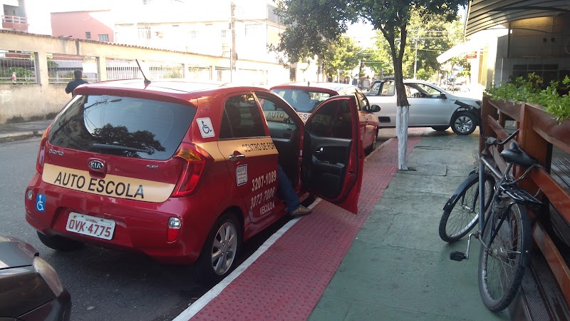 Centro de Formação de Condutores Salomão - Autoescola em Jardim Camburi, Vitória/ES - Foto 3