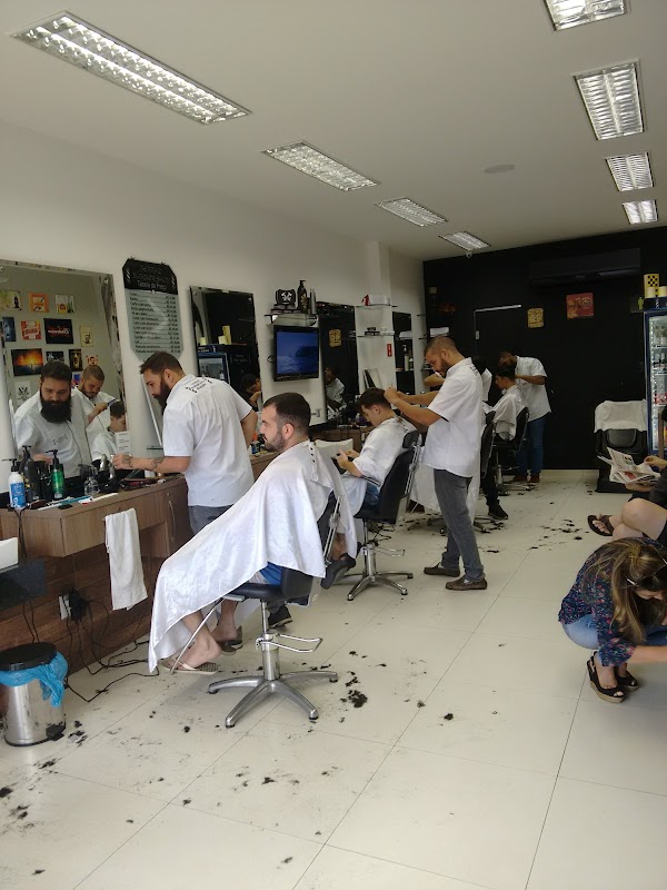 Ferraz Barbearia - Barbearia em Jardim Camburi, Vitória/ES - Foto 4