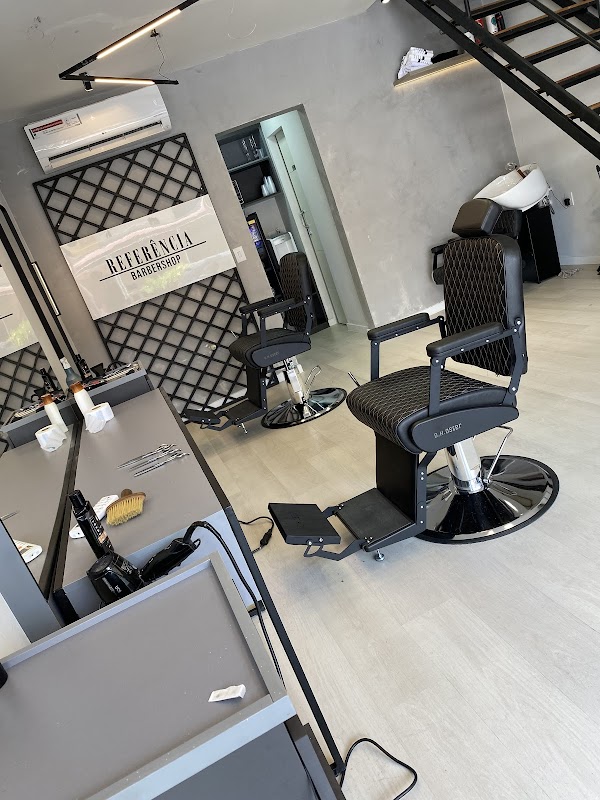 Referência Barbershop - Barbearia em Jardim Camburi, Vitória/ES - Foto 3