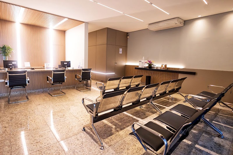 Cemec - Clínica Médica em Jardim Camburi, Vitória/ES - Foto 4