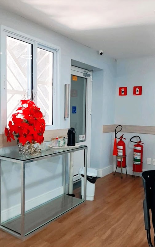 Cemec - Clínica Médica em Jardim Camburi, Vitória/ES - Foto 5