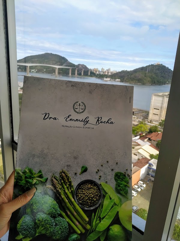 Dra. Emmily Rocha - Nutricionista Clínica e Esportiva Jardim Camburi - Clínica Médica em Jardim Camburi, Vitória/ES - Foto 2