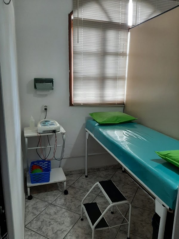 Fisioclinic Clínica M Fisioterapia - Clínica Médica em Jardim Camburi, Vitória/ES - Foto 3