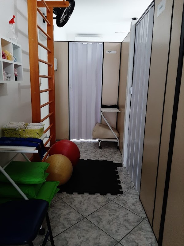 Foto 6 de Fisioclinic Clínica M Fisioterapia