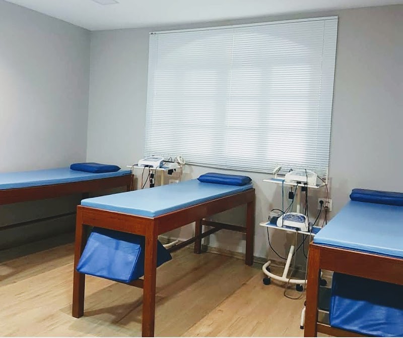 Fisiohealth Clinica de Fisioterapia e Pilates - Clínica Médica em Jardim Camburi, Vitória/ES - Foto 4