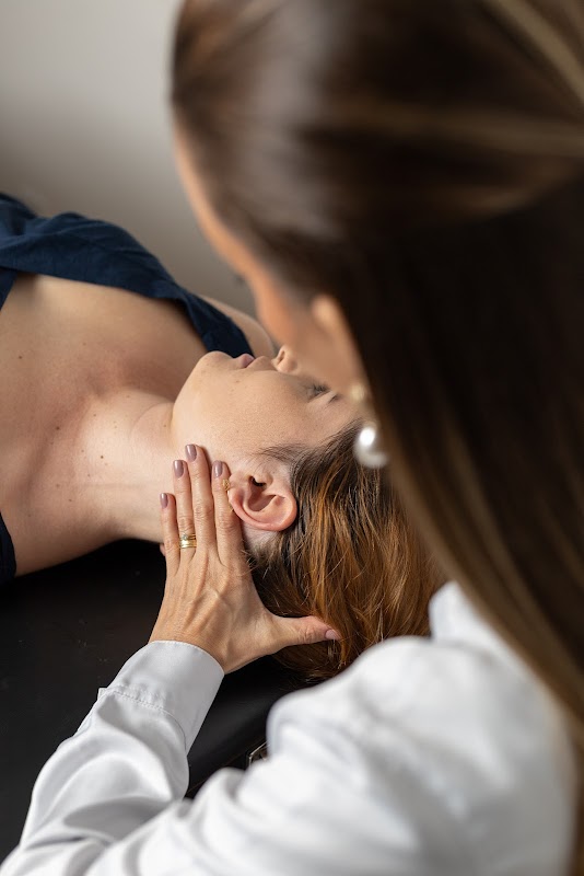 Fisioterapia Oncológica Marianne Rodrigues - Clínica Médica em Jardim Camburi, Vitória/ES - Foto 2