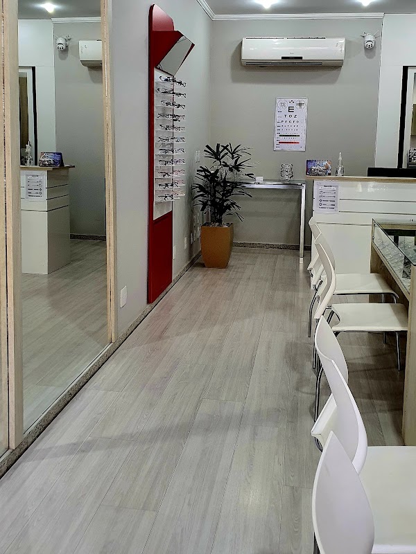 Ótica Garden - Clínica Médica em Jardim Camburi, Vitória/ES - Foto 4