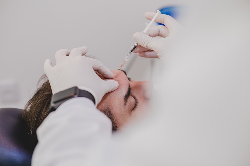BENOVA Odontologia | Implantes/Protocolo Dentários, Invisalign, Lentes de Contado Dental em Vitória-ES (Jardim Camburi) - Clínica Odontológica em Jardim Camburi, Vitória/ES - Foto 2