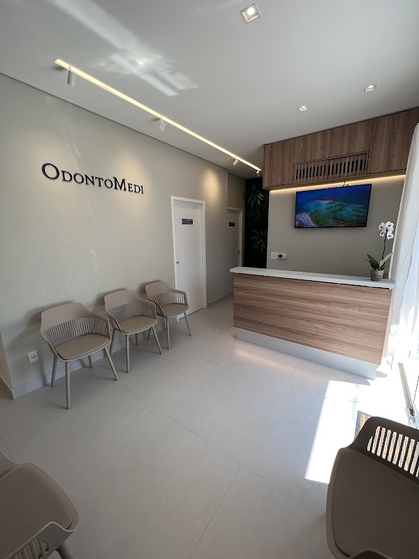Dr Armando Jantorni - OdontoMedi Odontologia e Saúde Integrada - Clínica Odontológica em Jardim Camburi, Vitória/ES - Foto 2