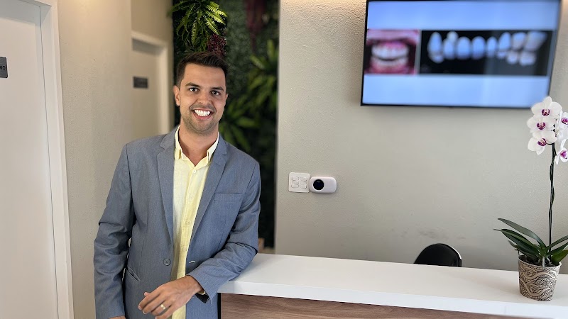 Foto 6 de Dr Armando Jantorni - OdontoMedi Odontologia e Saúde Integrada