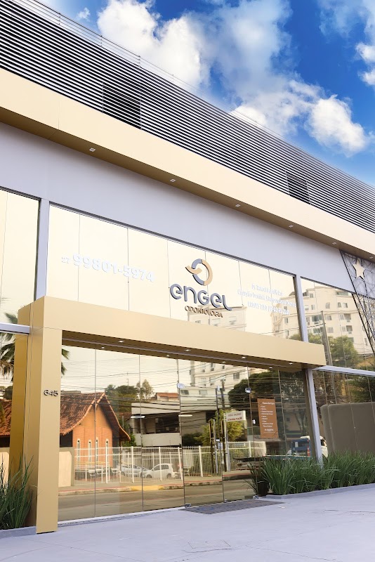 Engel Odontologia Vix - Aparelho Invisalign em Vitória | Prótese Protocolo I Lente de Contato Dental l Implantes Dentários - Clínica Odontológica em Jardim Camburi, Vitória/ES - Foto 4