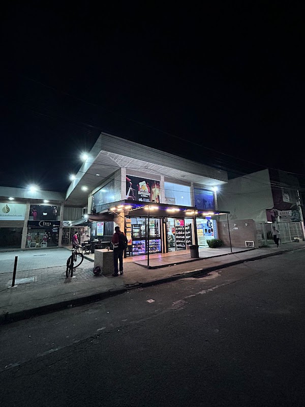Distribuidora Alvo das Bebidas - PRAÇA DA BOCHA - Distribuidora de Bebidas em Jardim Camburi, Vitória/ES - Foto 5