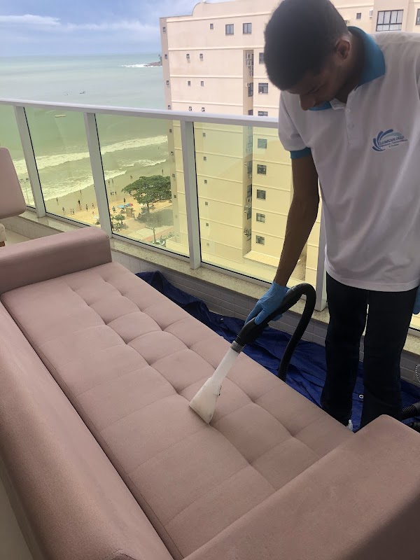Cleansing deep limpeza de estofados | Limpeza de sofá em vitória | Vitória ES | Impermeabilização de sofá vitória - Empresa de Limpeza em Jardim Camburi, Vitória/ES - Foto 4