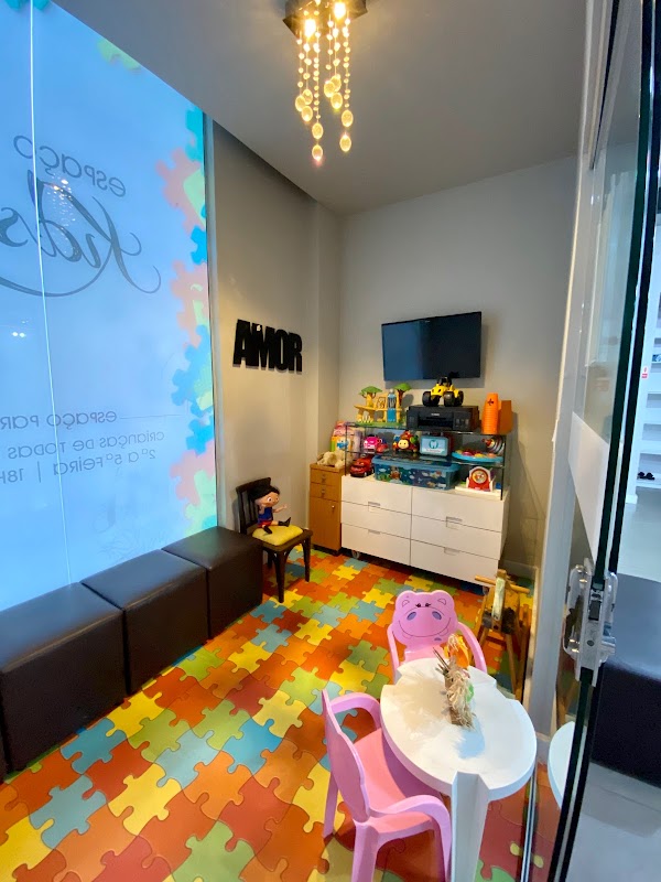 Arquitetura da Dança - Escola em Jardim Camburi, Vitória/ES - Foto 3