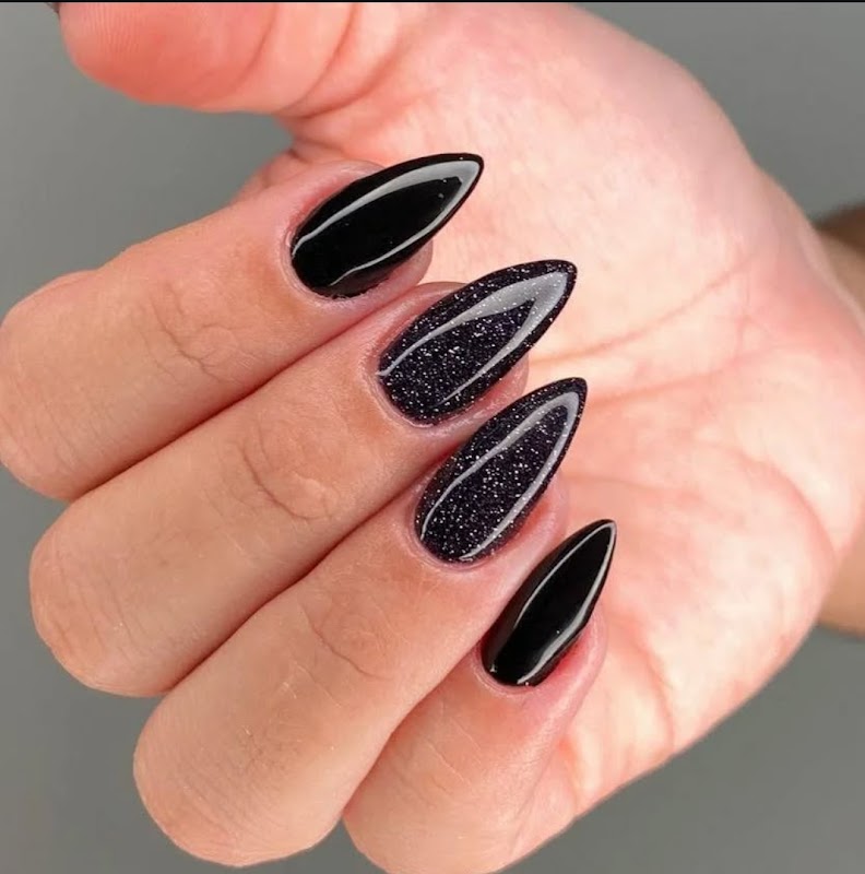 Mylena Mizzoni – Nail & Spa - Esmalteria em Jardim Camburi, Vitória/ES - Foto 5