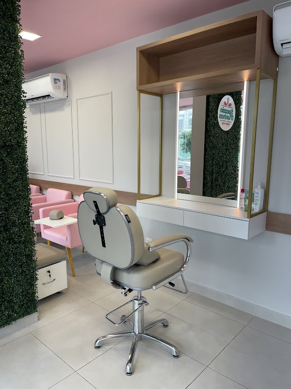 Spazzio D'Unhas Jardim Camburi - Esmalteria em Jardim Camburi, Vitória/ES - Foto 4