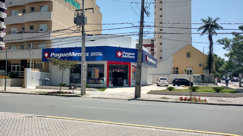 Farmácia Pague Menos - Farmácia em Jardim Camburi, Vitória/ES - Foto 3