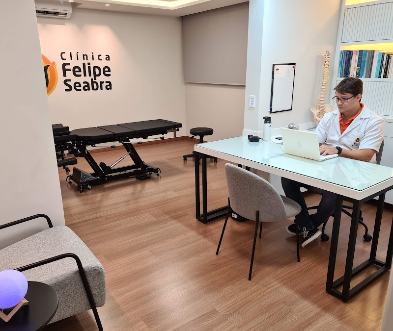 Clínica Felipe Seabra - Pilates | Osteopatia | Quiropraxia - Fisioterapia em Jardim Camburi, Vitória/ES - Foto 5
