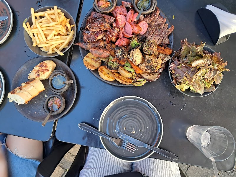 Fogo Clandestino - Boteco & Parrilla - Hamburgueria em Jardim Camburi, Vitória/ES - Foto 3