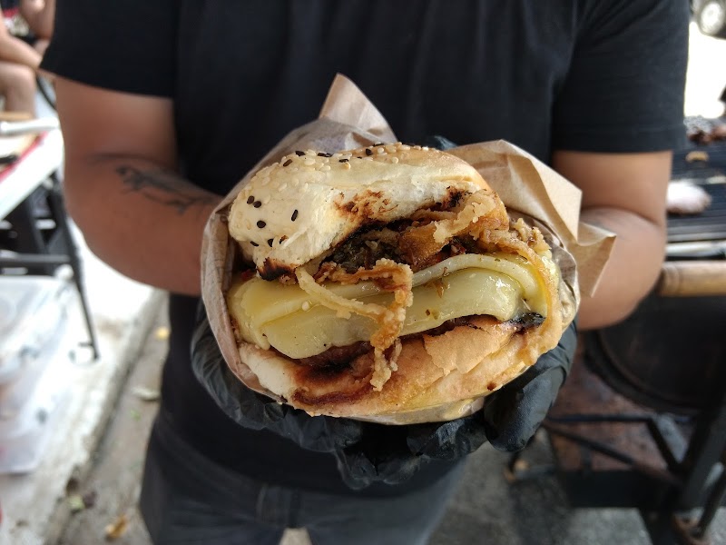 Manchito Street Food - Hamburgueria em Jardim Camburi, Vitória/ES - Foto 3