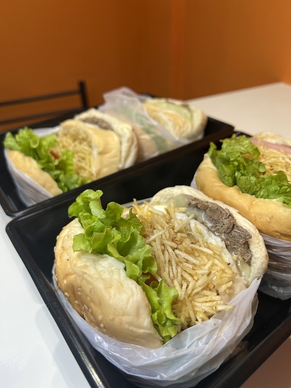 Papito's Burger - Hamburgueria em Jardim Camburi, Vitória/ES - Foto 2