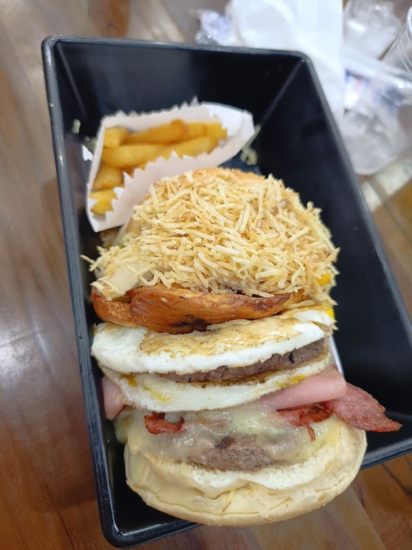 Papito's Burger - Hamburgueria em Jardim Camburi, Vitória/ES - Foto 3