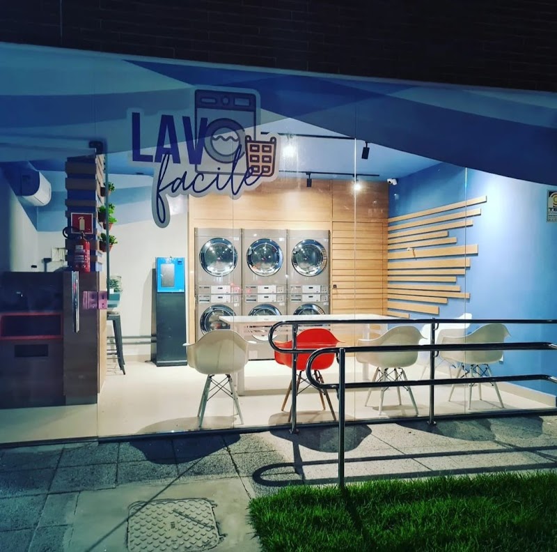 Lavanderia Lav Facile - Lavanderia em Jardim Camburi, Vitória/ES - Foto 3