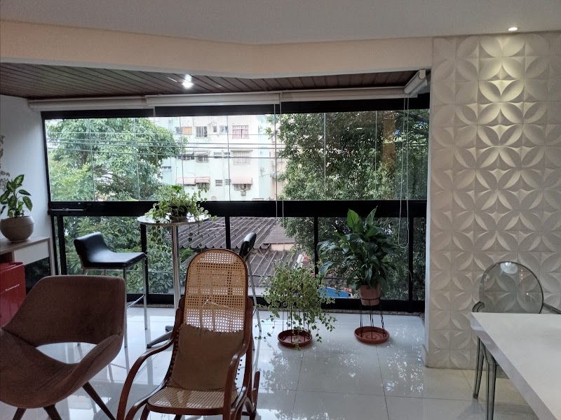 Vidraçaria Mais Vidros - Material de Construção em Jardim Camburi, Vitória/ES - Foto 2