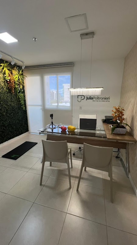 Julia Poltronieri | Nutricionista em Vitória - ES - Nutricionista em Jardim Camburi, Vitória/ES - Foto 2