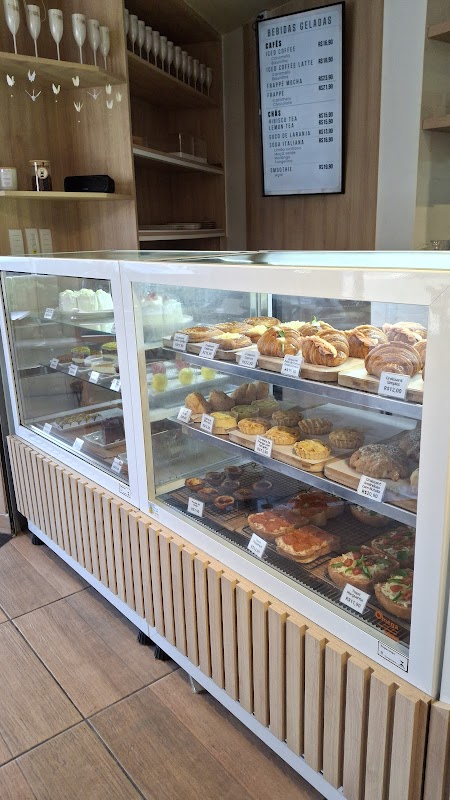 Karameru Cafeteria | Confeitaria - Padaria em Jardim Camburi, Vitória/ES - Foto 4