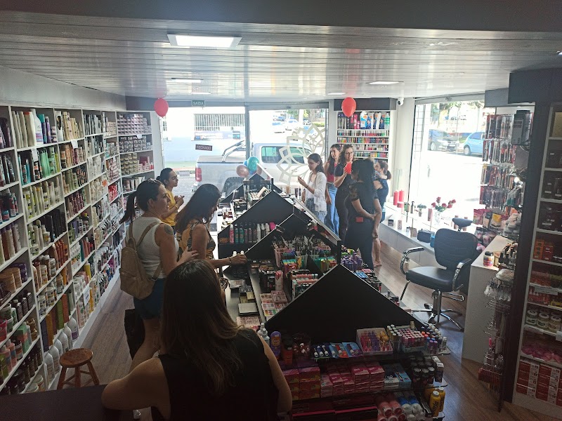 Ellegance Cosméticos | Loja de Maquiagem, Perfumes & Cosméticos - Perfumaria e Cosméticos em Jardim Camburi, Vitória/ES - Foto 2