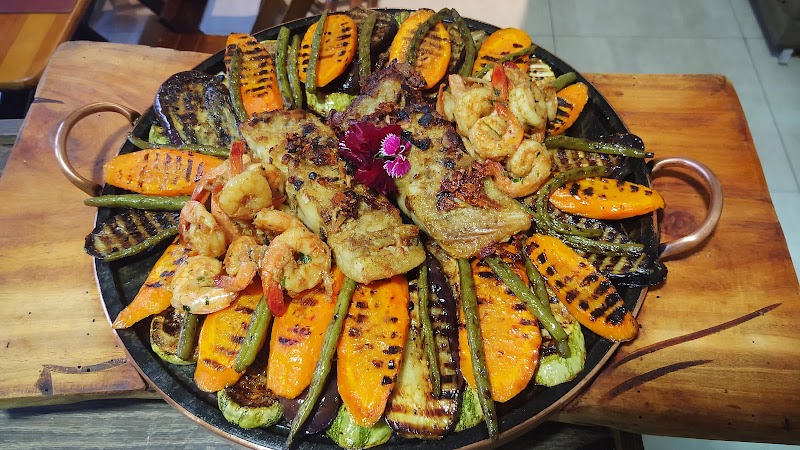 Empório Mendes Gourmet - Restaurante em Jardim Camburi, Vitória/ES - Foto 3