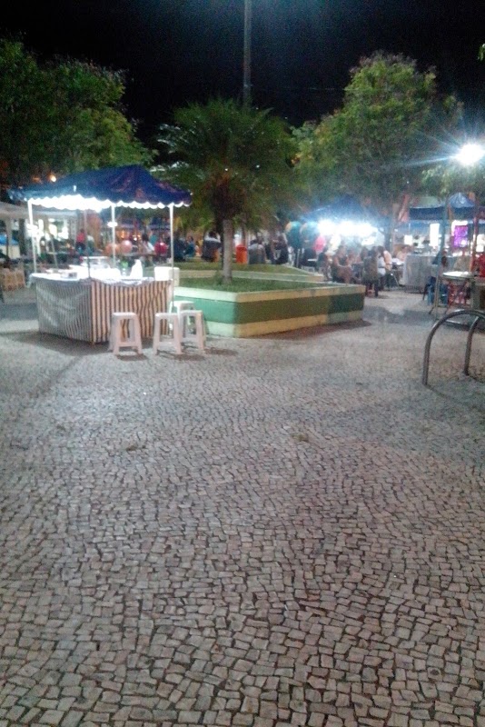 Praça De Lanches - Restaurante em Jardim Camburi, Vitória/ES - Foto 2