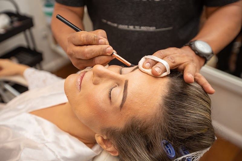 Renan Rosa Beleza e Estética - Salão de Beleza em Jardim Camburi, Vitória/ES - Foto 5