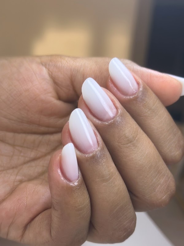 Samela Alves Nail Designer - Salão de Beleza em Jardim Camburi, Vitória/ES - Foto 2