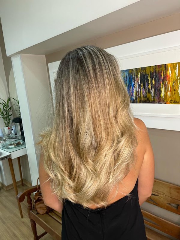 Studio Andréia Campos - Salão de Beleza em Jardim Camburi, Vitória/ES - Foto 5