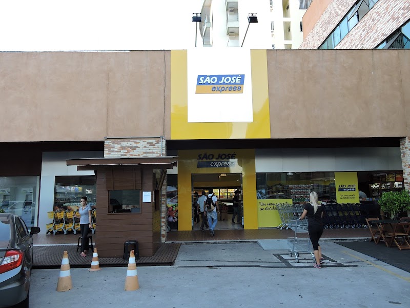 Supermercados São José