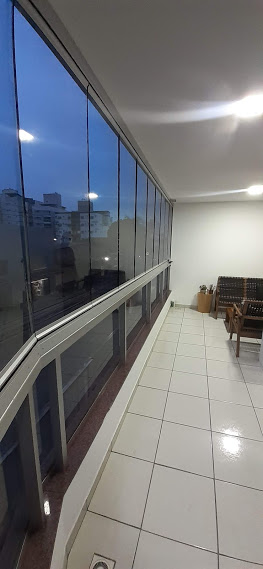 Dr Varandas Vidraçaria - Fechamento de Varandas e Manutenção em geral. - Vidraçaria em Jardim Camburi, Vitória/ES - Foto 4